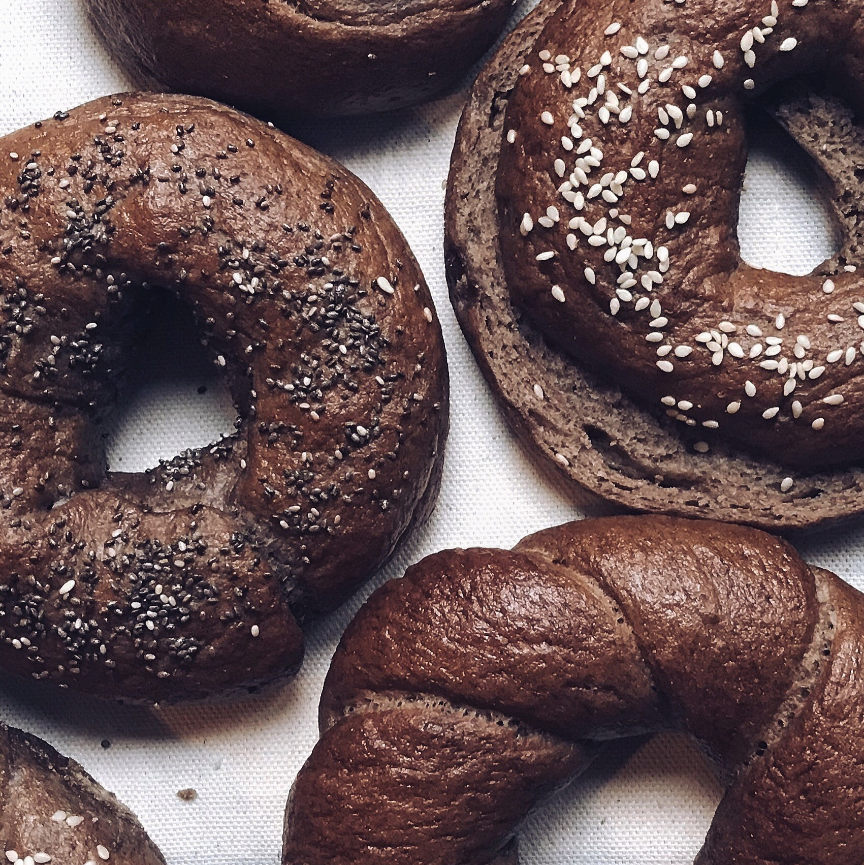 Pumpernickel Bagels