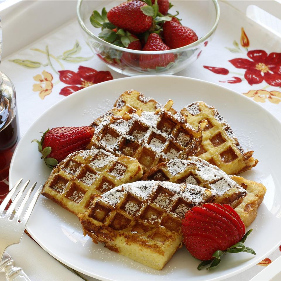 Easy French Toast Waffles