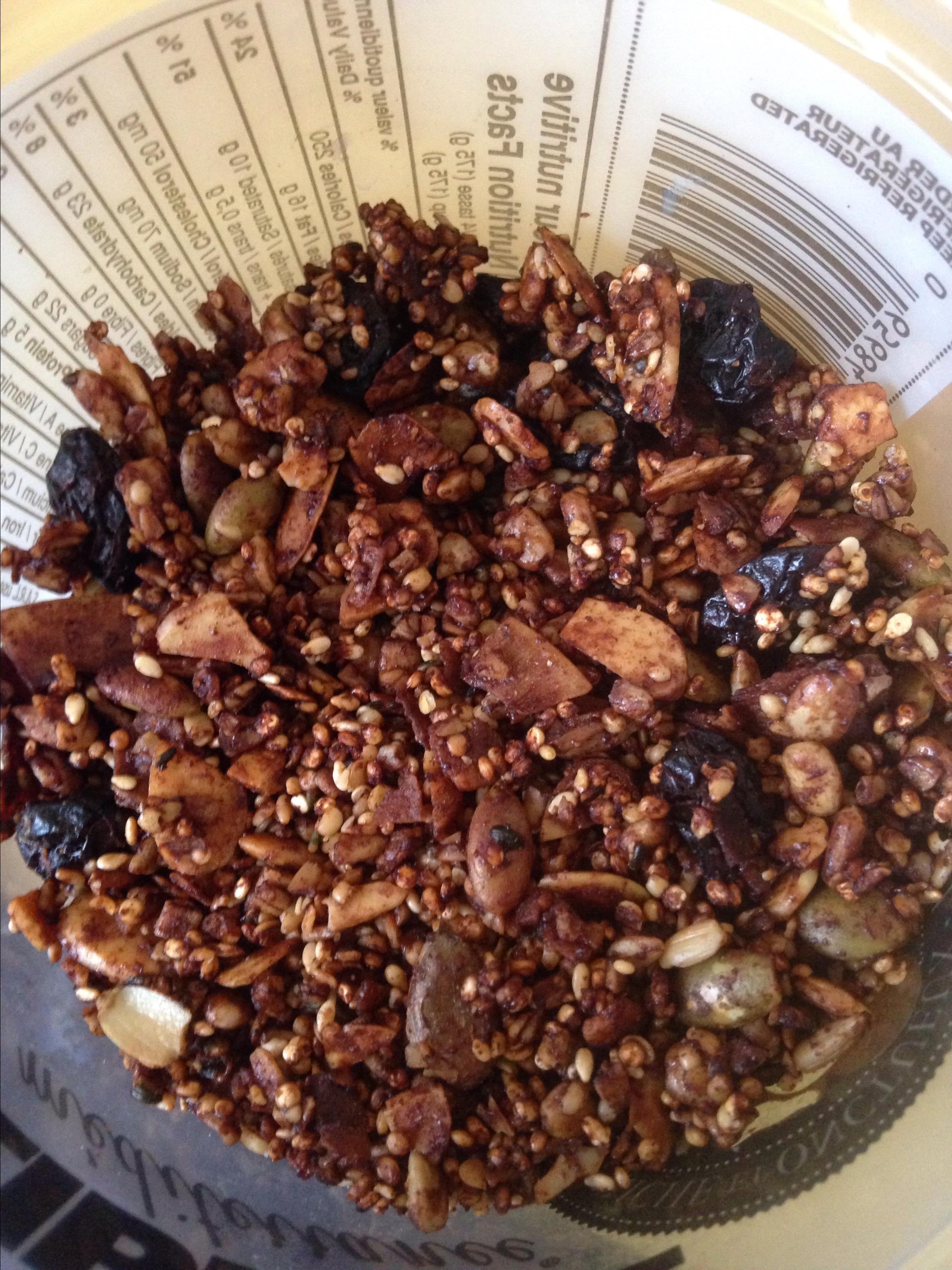 Quinoa and Steel-Cut Oats Crunchy Granola