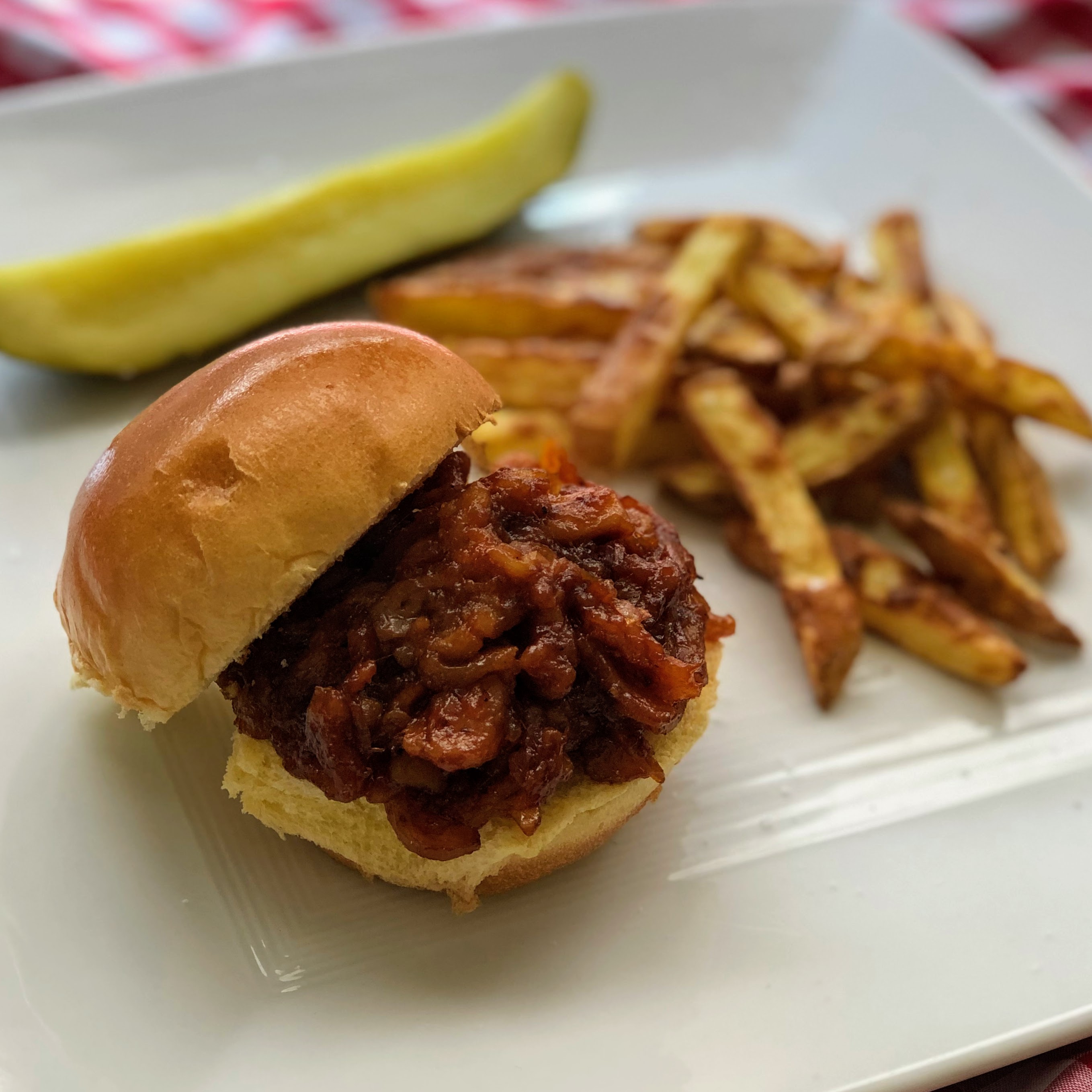 Vegan Jackfruit BBQ "Pulled Pork"