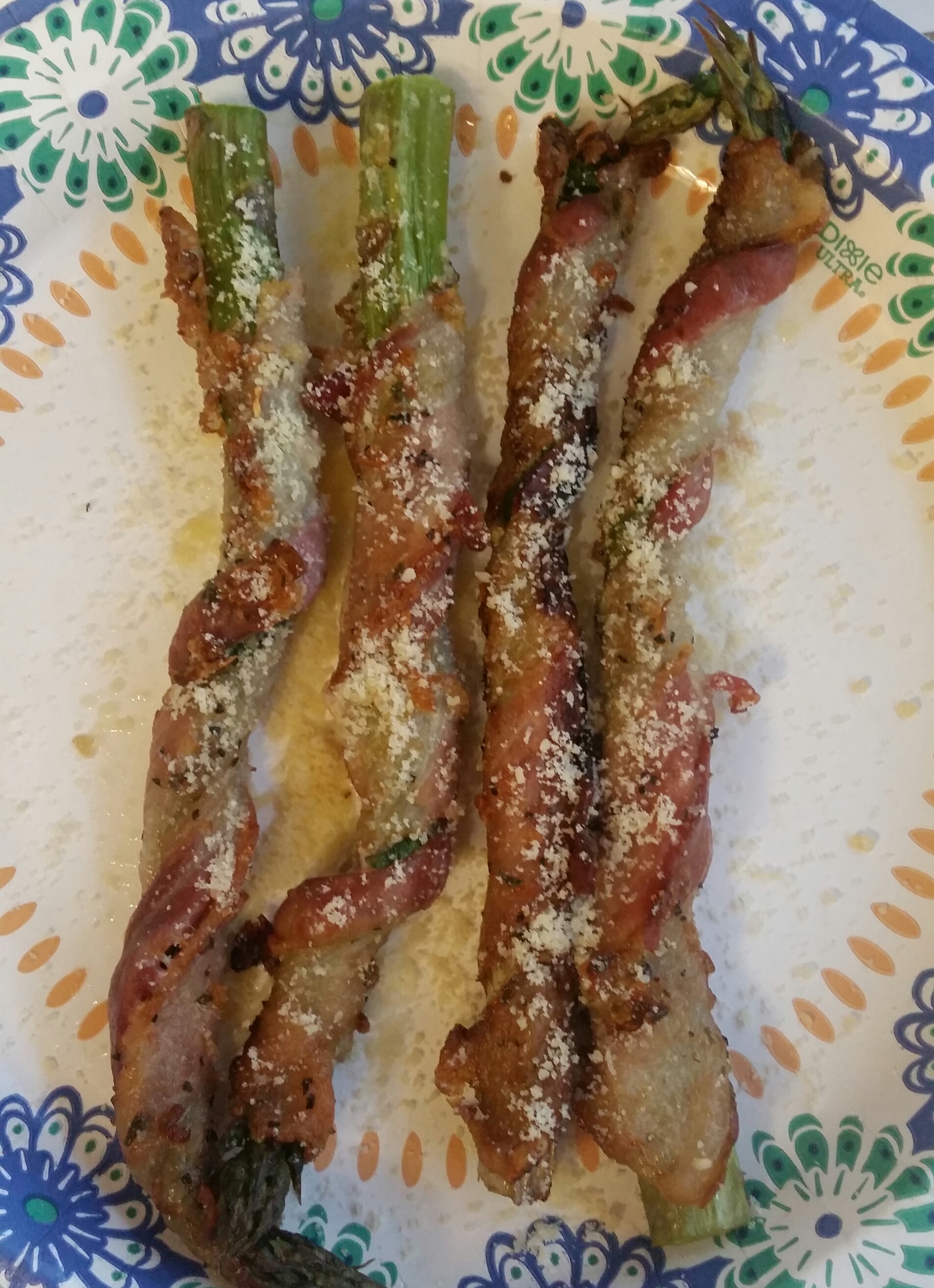 Bacon-Wrapped Garlic Asparagus