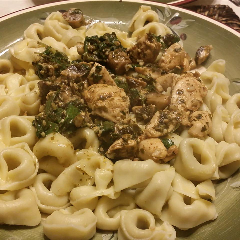 Chicken Spinach Pesto Pasta