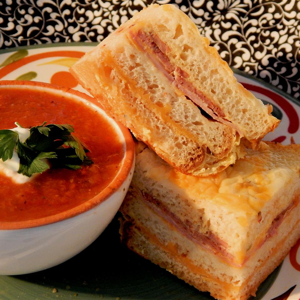 Grilled Cheese Brunch Bake