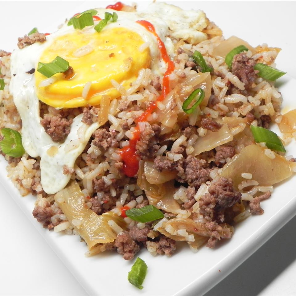 Kimchi Bokeumbab (Kimchi Fried Rice)