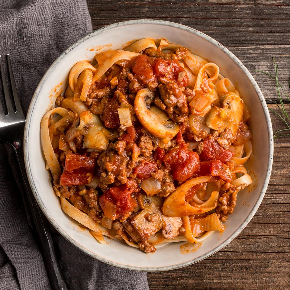 Hunt's® Beef and Mushroom Bolognese