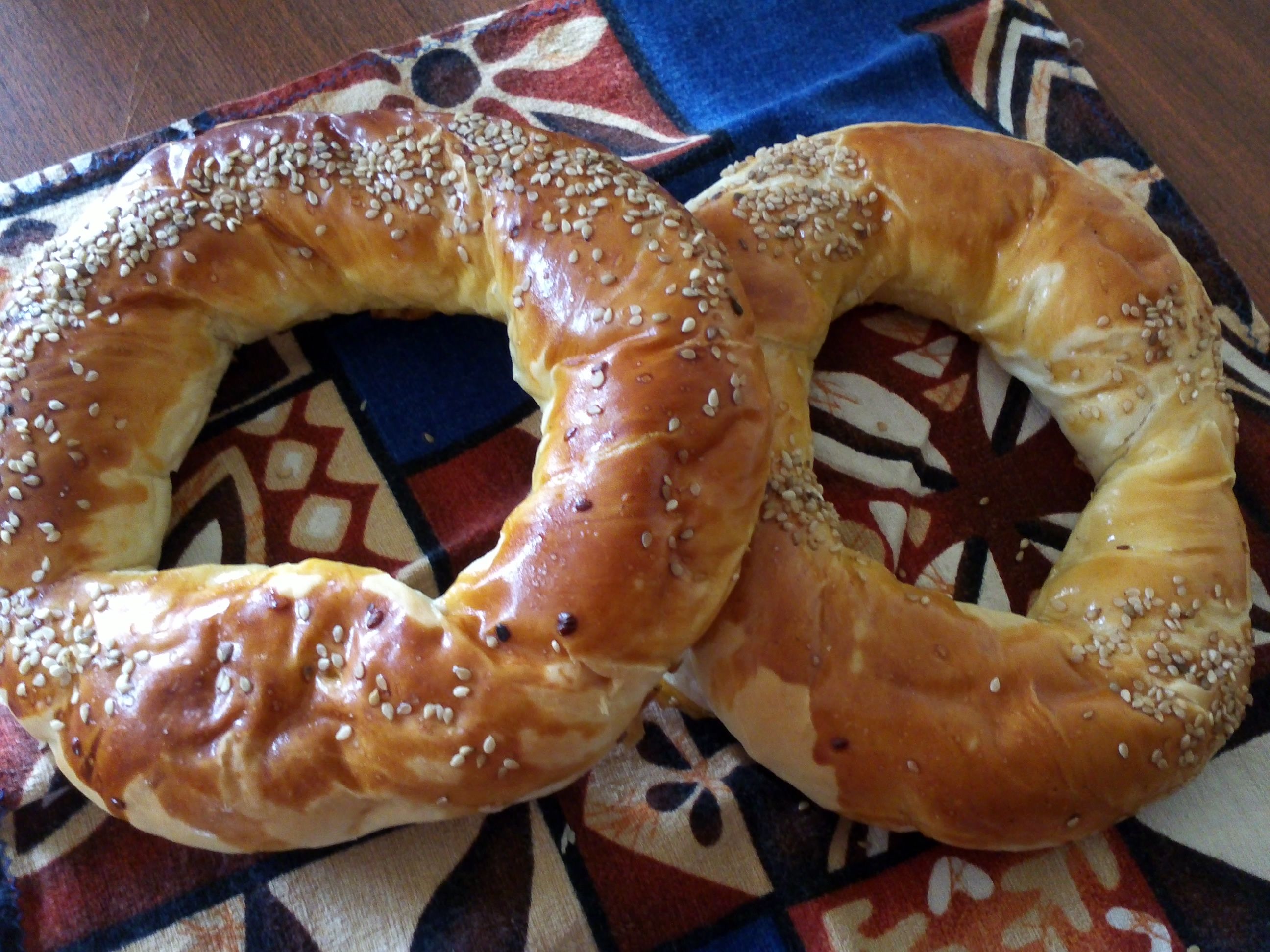Simit (Turkish Sesame Bread Rings)