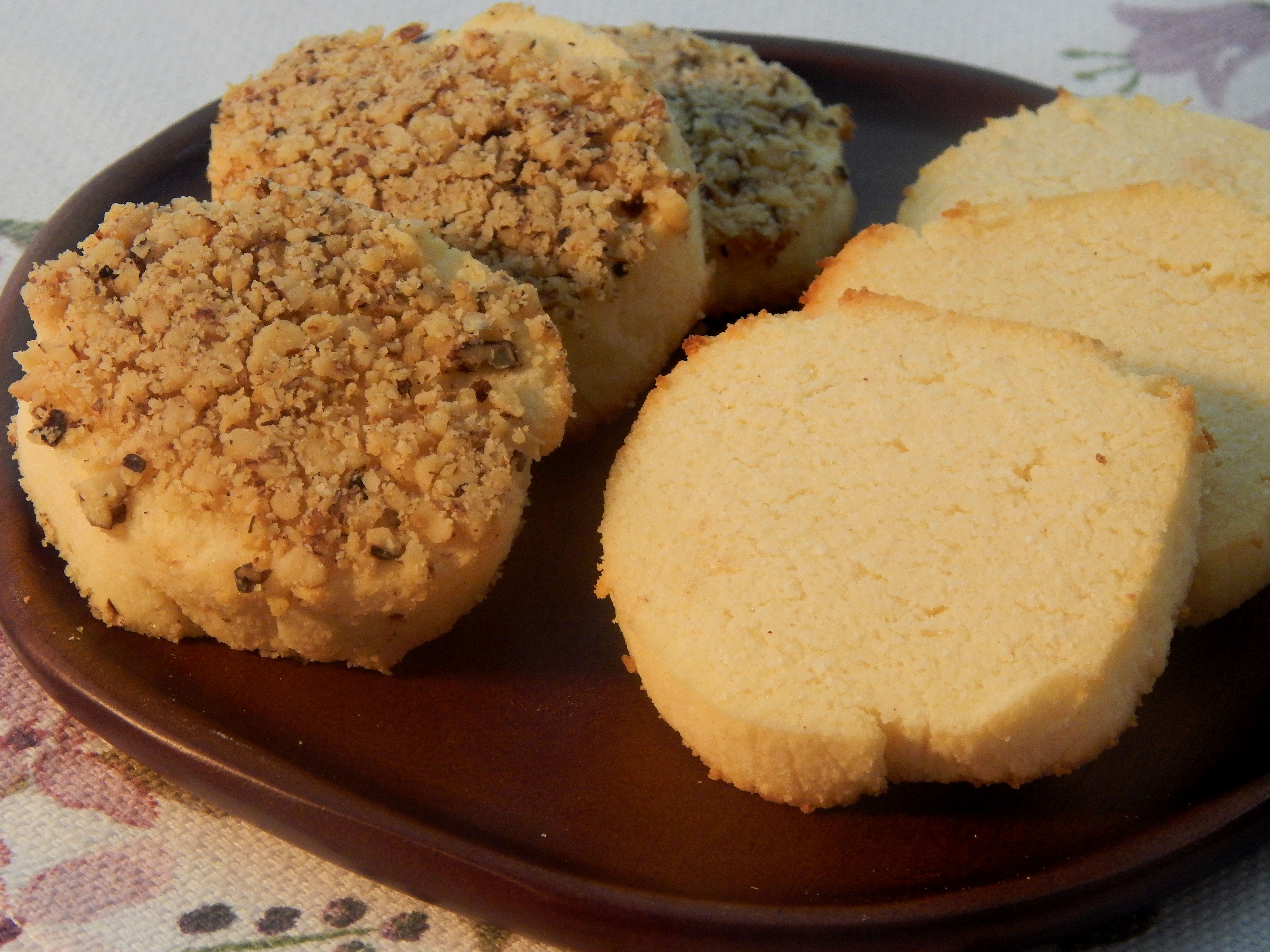 Gluten-Free and Low-Carb Cream Cheese Cookies
