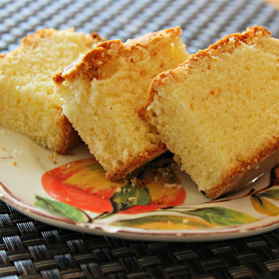 Kentucky Blue Ribbon All-Butter Pound Cake