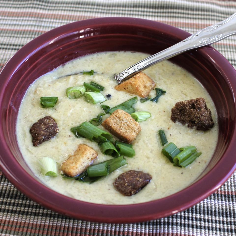 Roasted Cauliflower Soup