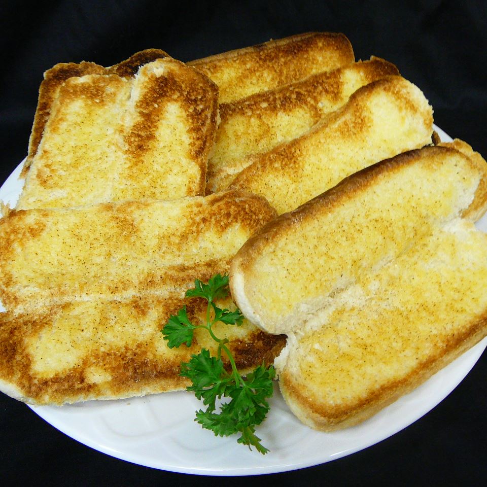 Emergency Garlic Bread