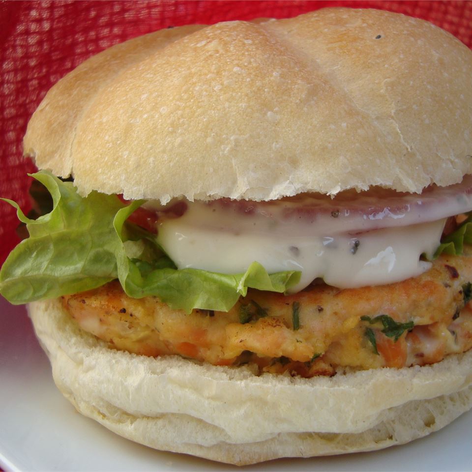 Yummy Lemon Salmon Burgers
