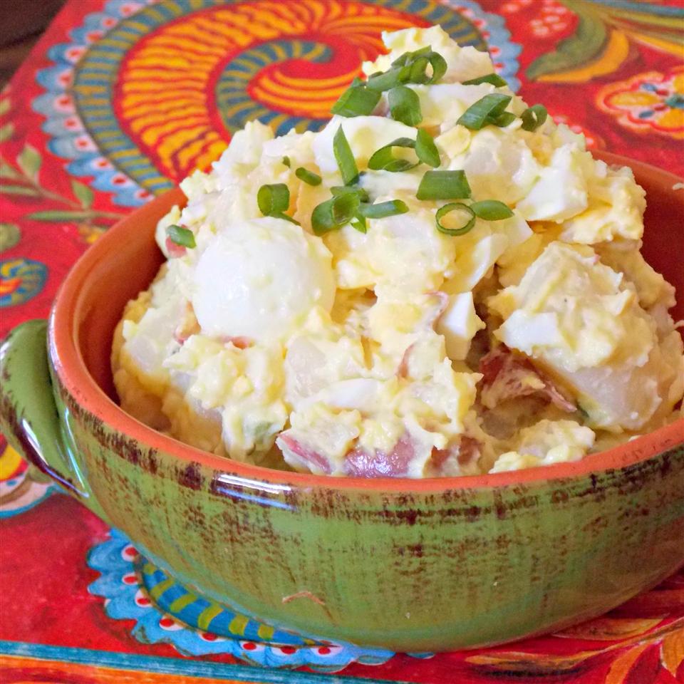 Aunt Vi's Red Skinned Potato Salad