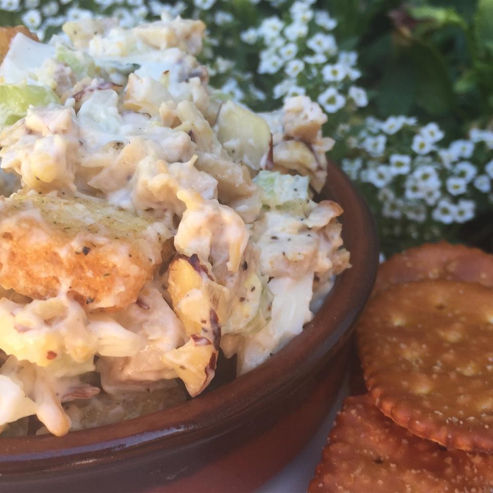 Nicole's Tailgate Party Chicken Salad