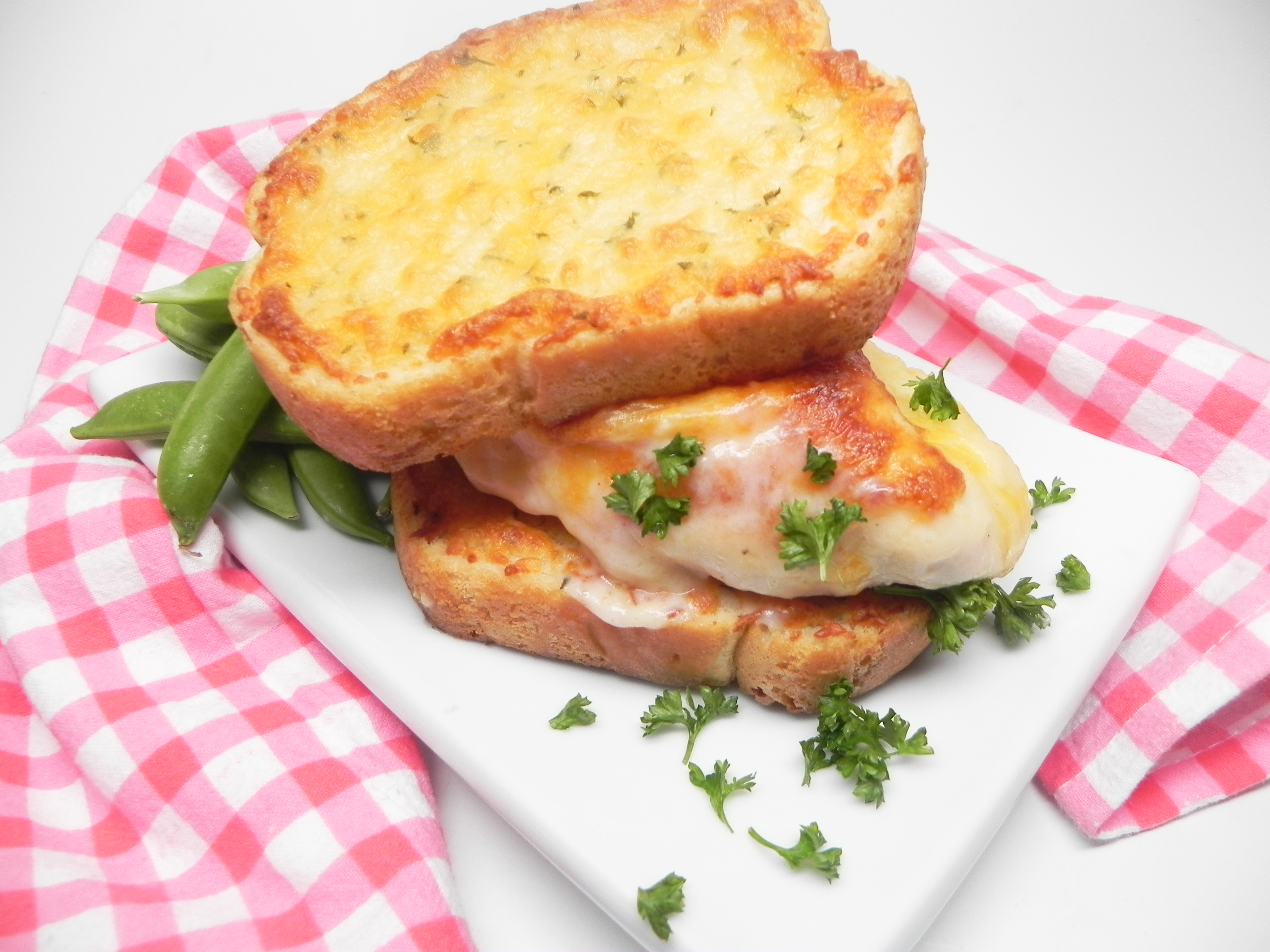 Cheesy Chicken Toast Sandwich